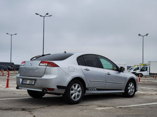 Renault Laguna foto 8