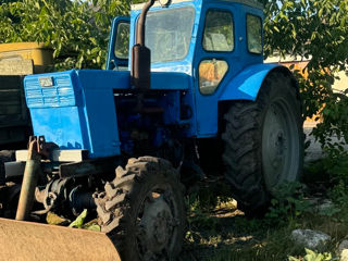 Vând  tractor T40 foto 3