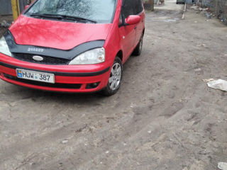 Ford Galaxy foto 2