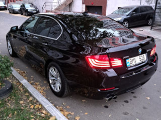 BMW 5 Series foto 4