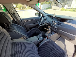 Renault Grand Scenic foto 9