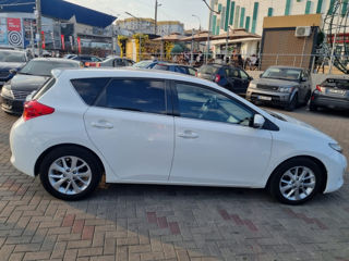 Toyota Auris foto 4