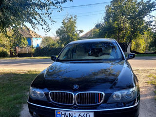 BMW 7 Series foto 1