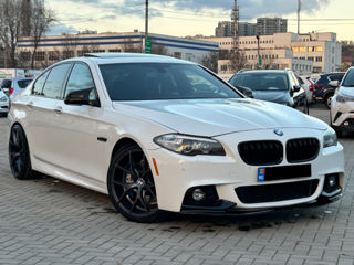 BMW 5 Series foto 5