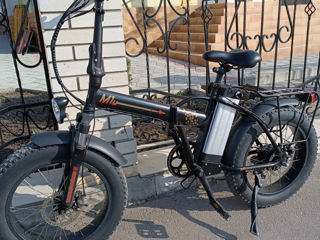 Bicicleta electrica pliabila Fat Bike,,M1u,, (Italia) 20x4 (36-48volt) starea impecabila foto 2