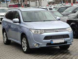 Mitsubishi Outlander foto 4