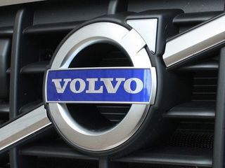 Volvo фары, стопы,стекла и зеркала на автомобили volvo foto 1