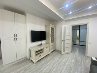 Apartament cu 2 camere, 63 m², Botanica, Chișinău foto 3