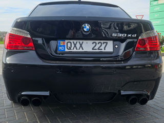 BMW 5 Series foto 6