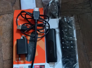 Приставка(tv stick ATV13)amlogic s905y4 фото 0