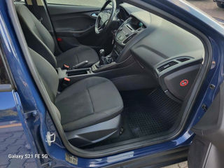 Ford Focus foto 6