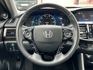 Honda Accord фото 12