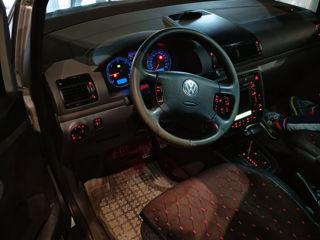 Volkswagen Sharan foto 2