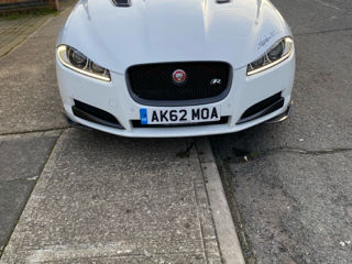 Jaguar XF foto 2