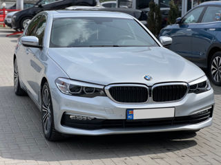 BMW 5 Series foto 4