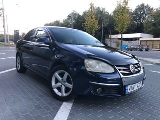 Volkswagen Jetta foto 2