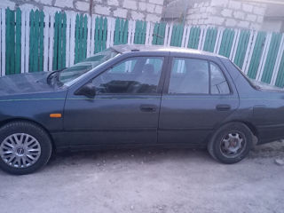 Nissan Sunny foto 6