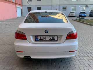 BMW 5 Series foto 6