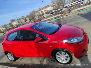 Mazda 2 foto 3