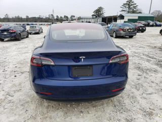 Tesla Model 3 foto 5