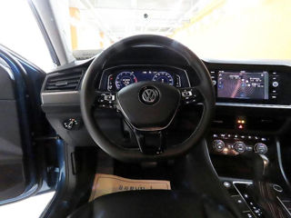 Volkswagen Jetta foto 6