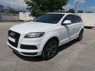 Audi Q7 foto 1