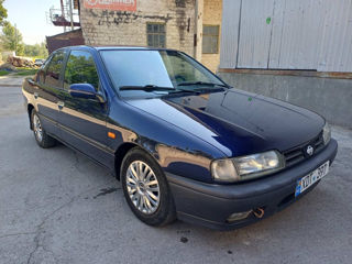 Nissan Primera foto 1