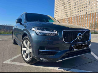 Volvo XC90 foto 1