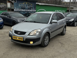 KIA Rio foto 3