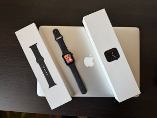 Vând Urgent Apple Watch 5 44mm!