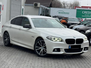 BMW 5 Series foto 4