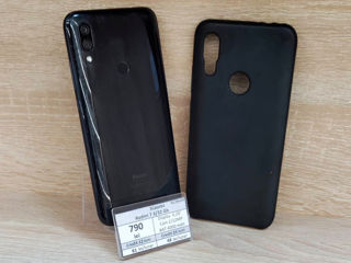 Xiaomi Redmi 7 3/32 Gb. Pret 790 Lei