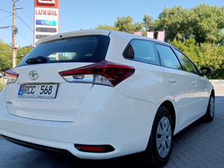 Toyota Auris foto 5