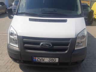 Ford Transit foto 1