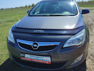 Opel Astra foto 1