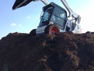 Bobcat - S220 chisinau Excavator foto 4