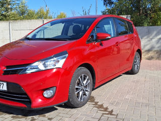 Toyota Verso foto 3