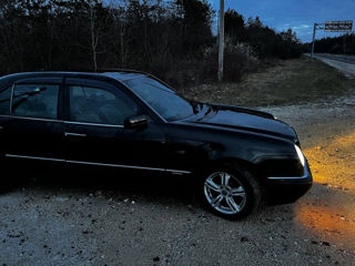 Mercedes E-Class foto 4