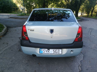 Dacia Logan foto 3