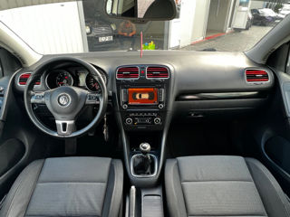 Volkswagen Touran foto 8