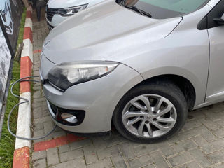 Renault Megane foto 2