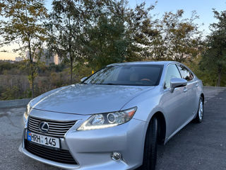 Lexus ES Series