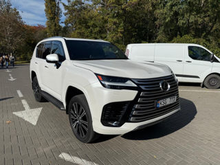 Lexus LX Series