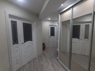 Apartament cu 2 camere, 54 m², Poșta Veche, Chișinău foto 1