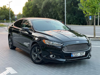 Ford Fusion foto 3