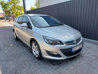 Opel Astra фото 1