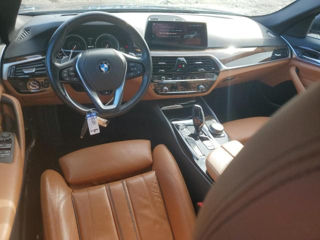 BMW 5 Series foto 8