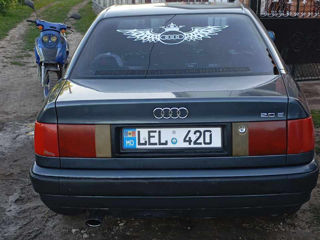 Audi 100 foto 2