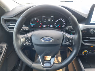 Ford Kuga foto 16