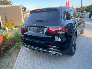 Mercedes GLC foto 9